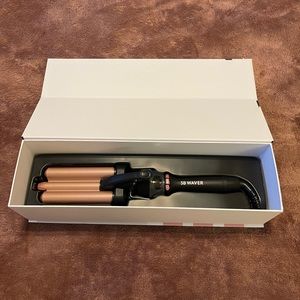 3B Waver Triple Barrel Curling Iron